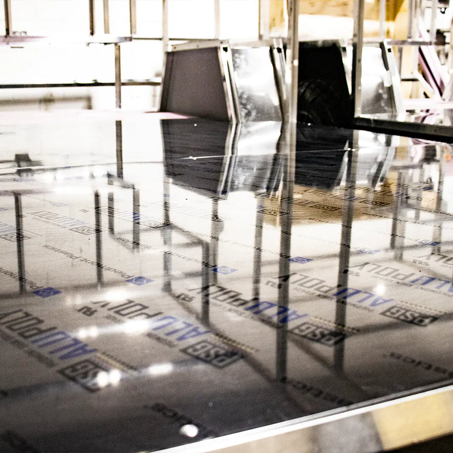 Large view of the material used on the durable structure, composite and aluminum