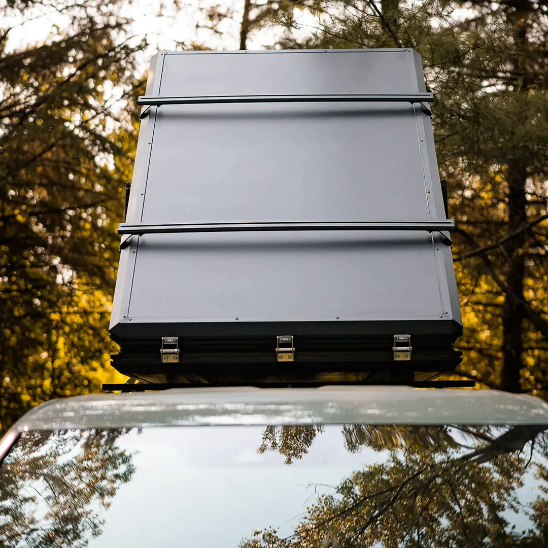 Front view of the hardshell roof tent