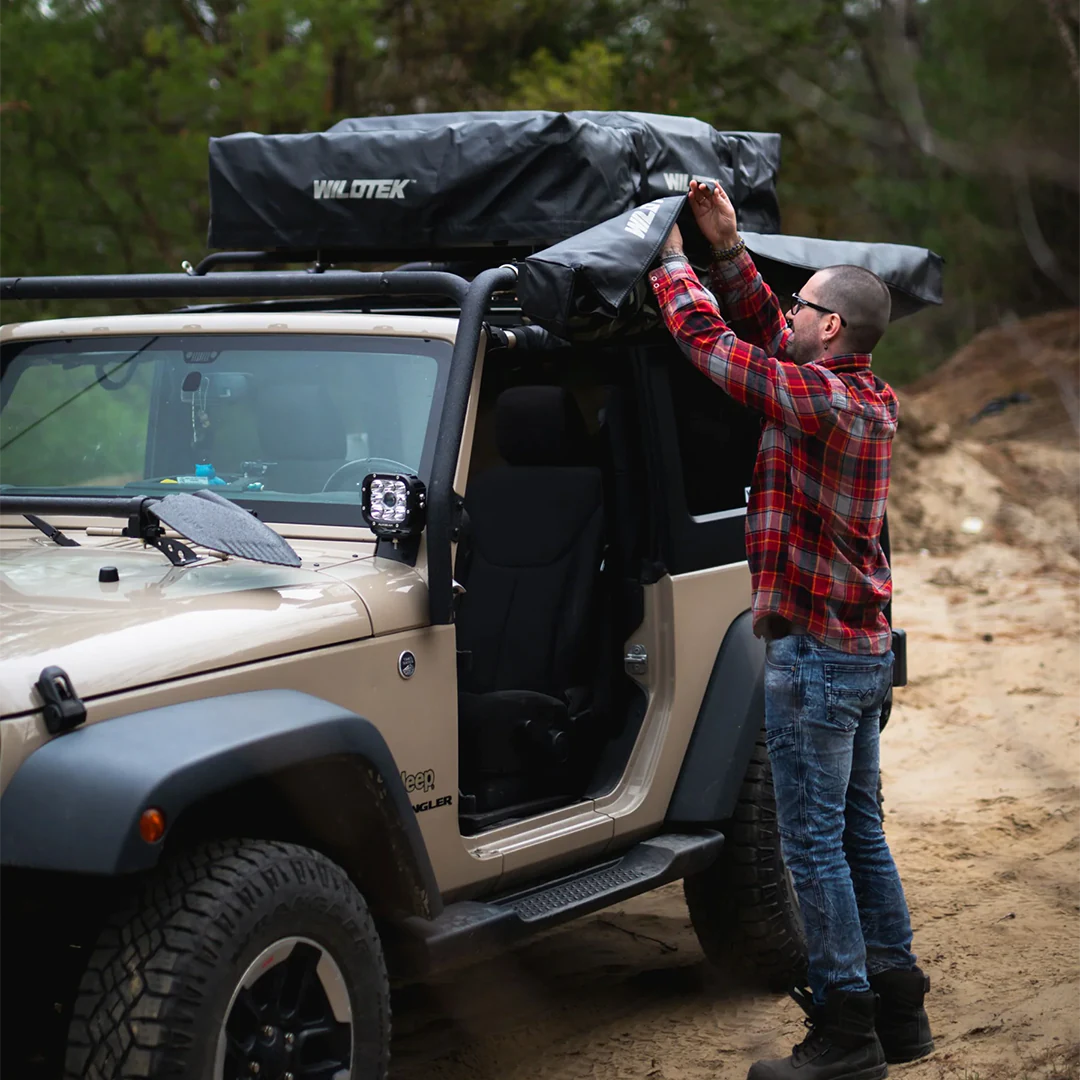 4x4 270 freestanding awning on a jeep wrangler