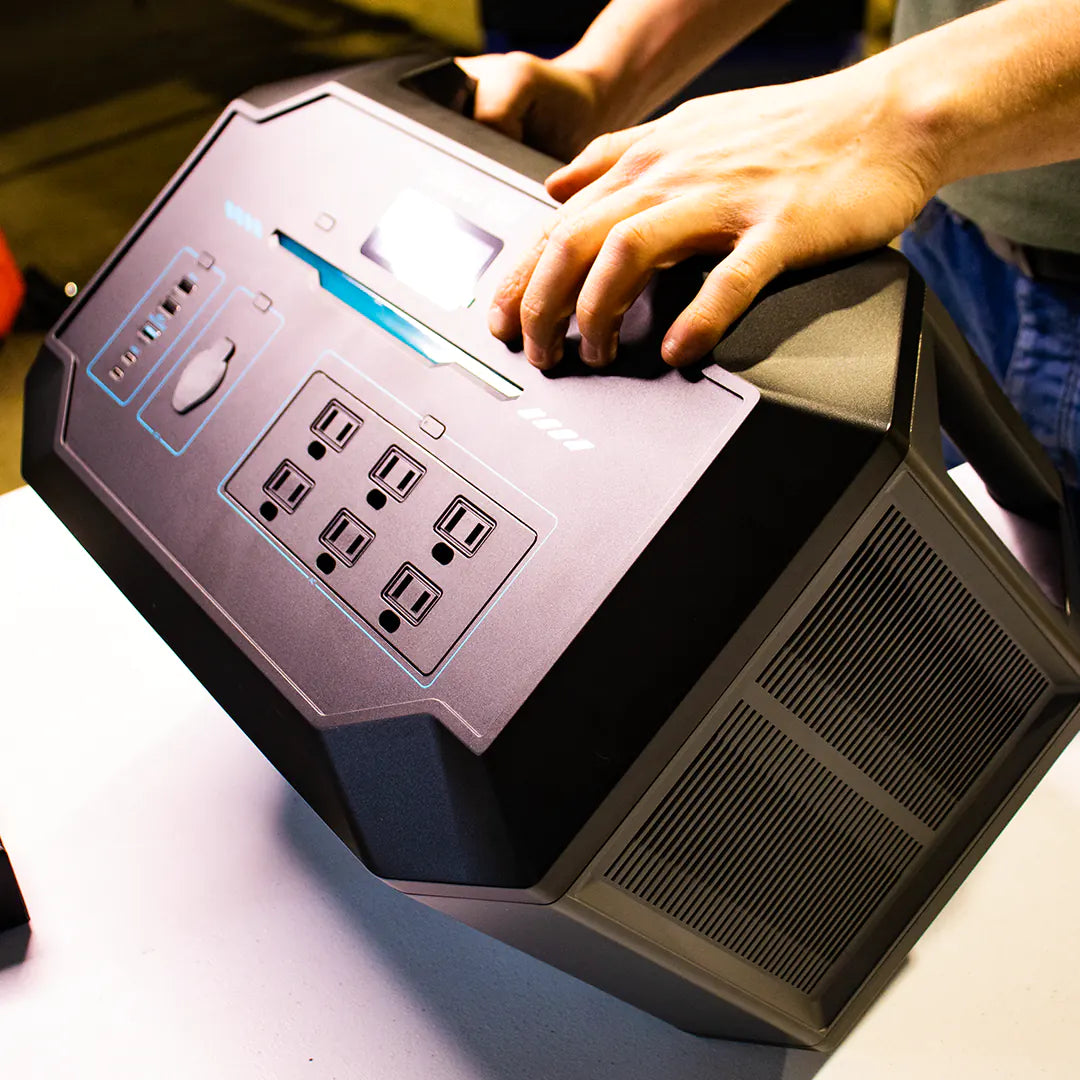 Bloc d'alimentation de 1000Wh vue de côté 