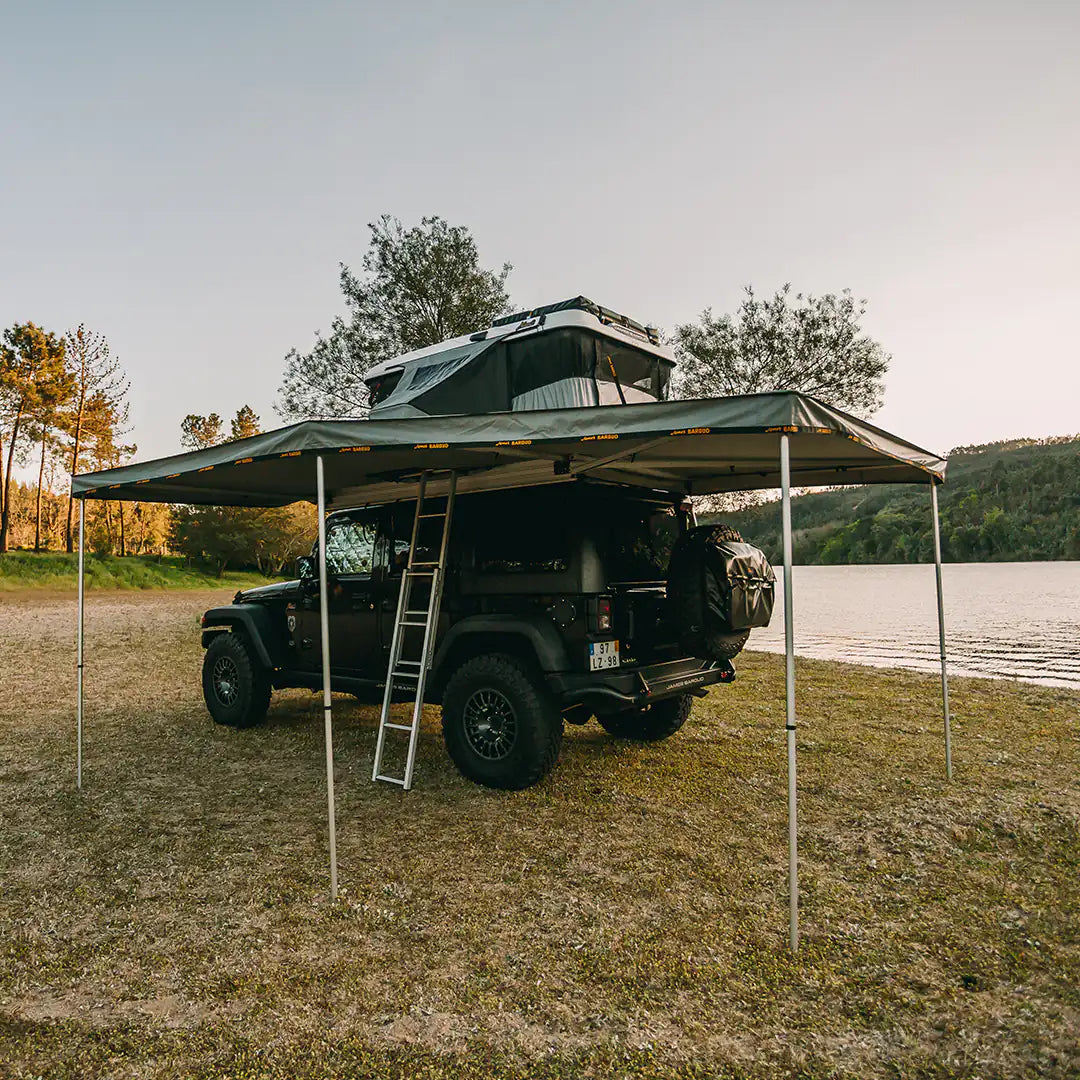 270 Freestanding Awning