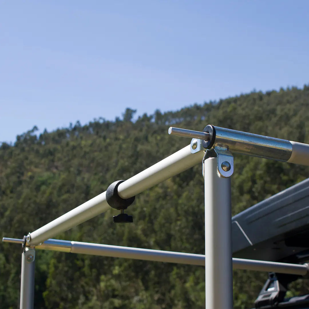 Easy mounting and resist to wind