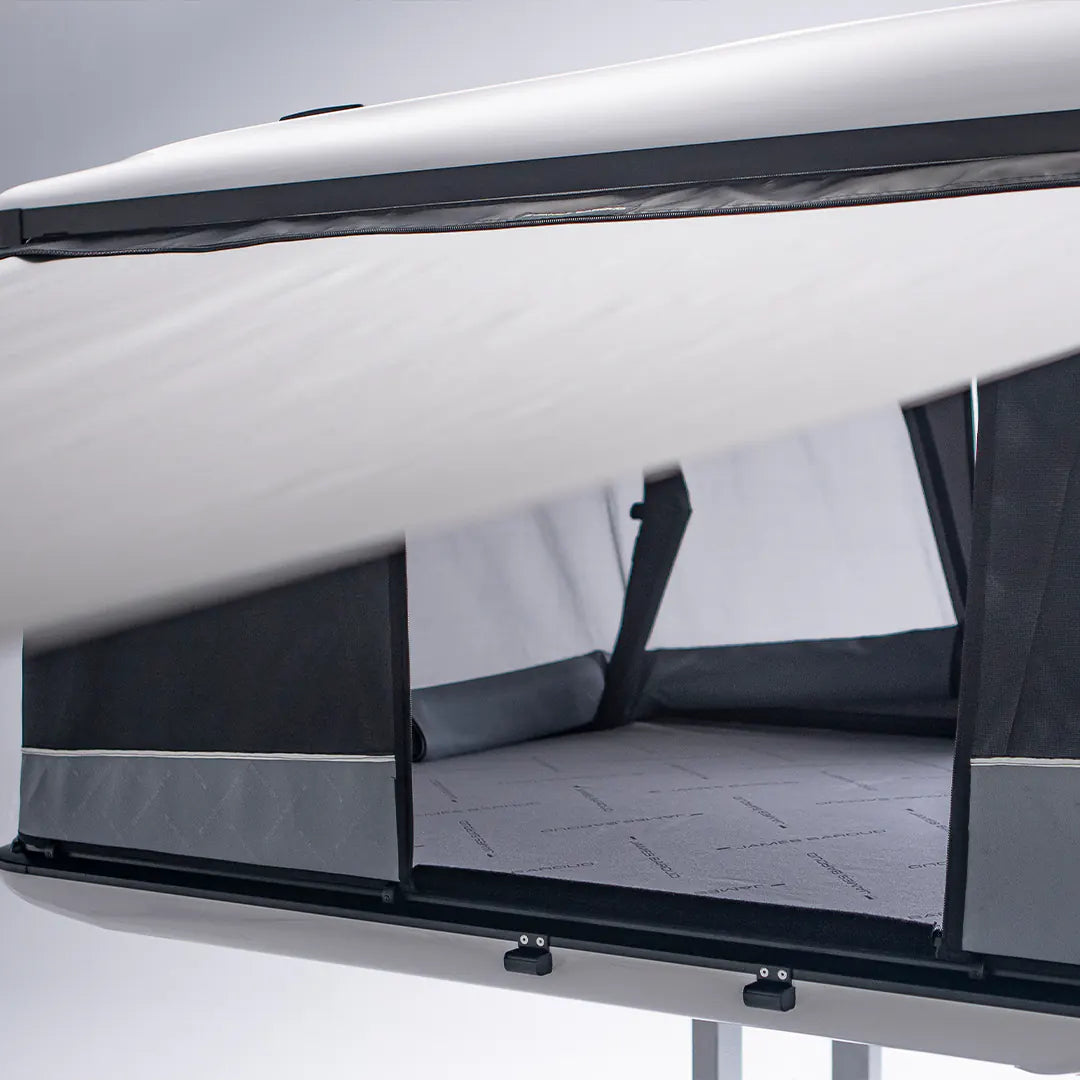 James Baroud Frontier Awning for rooftop tent