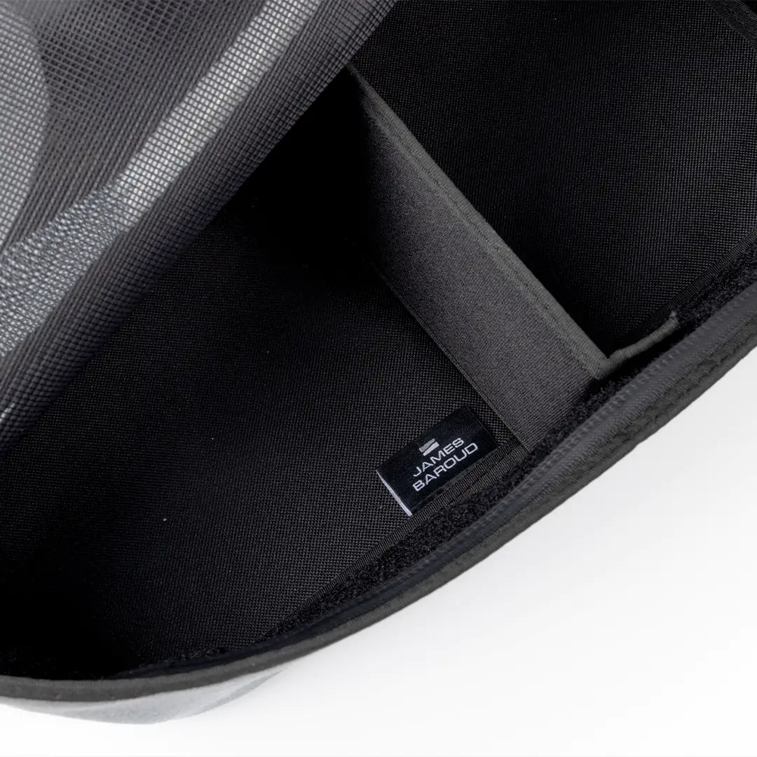 View of the inside, with walls system