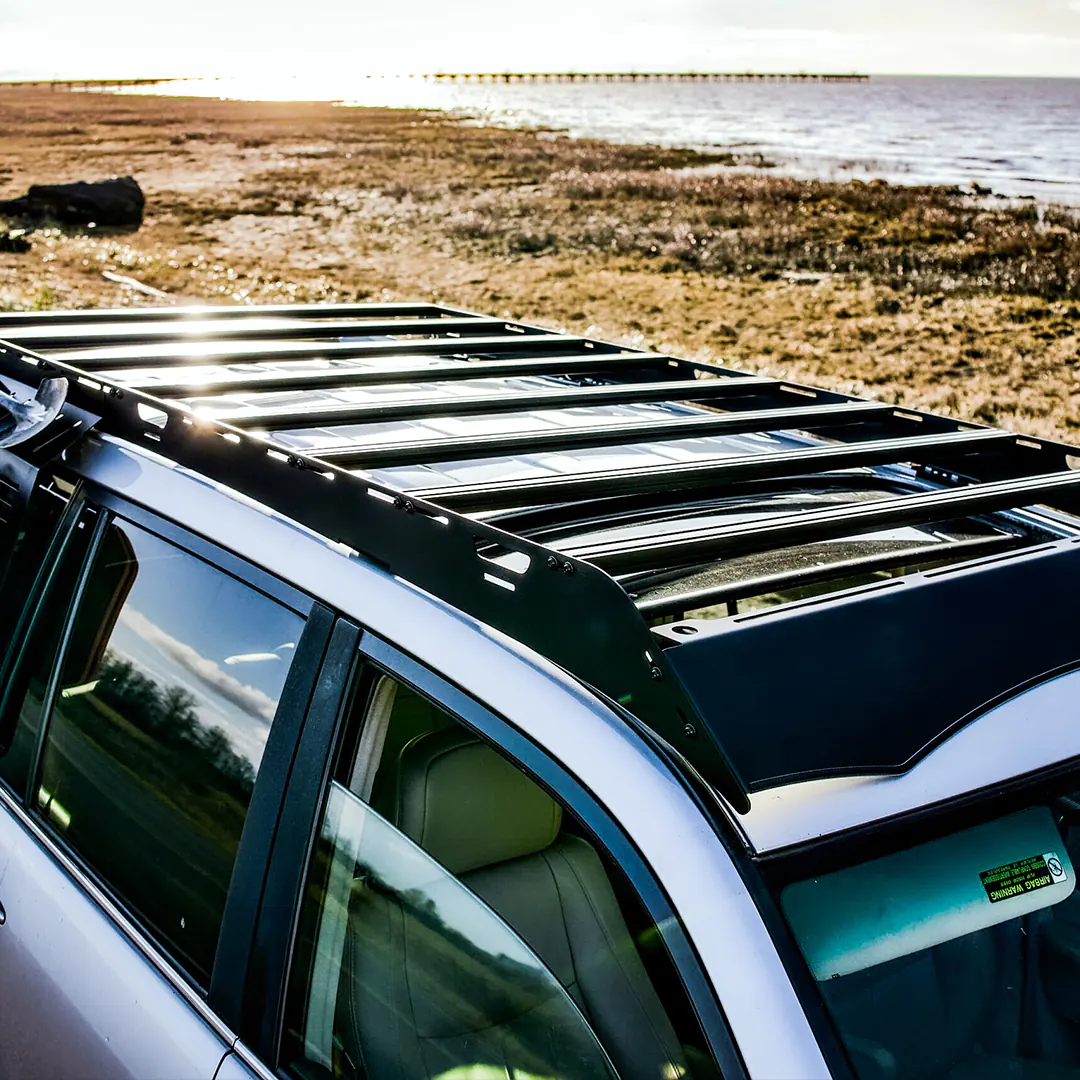 Lexus GX470 detailed view of the crossbars of VAN44's roof rack