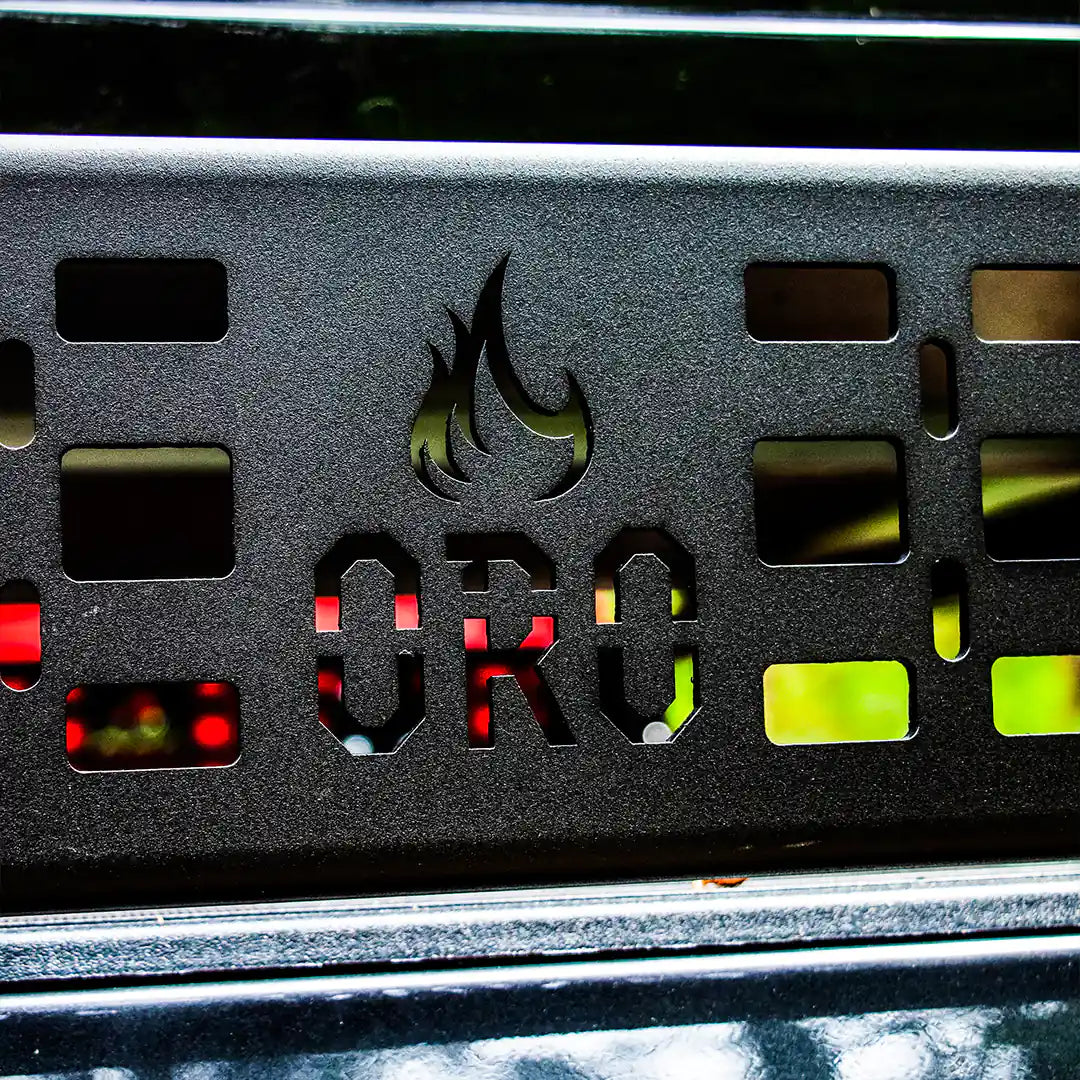 Narrow view of the Logo Oro Racks on the modular bars