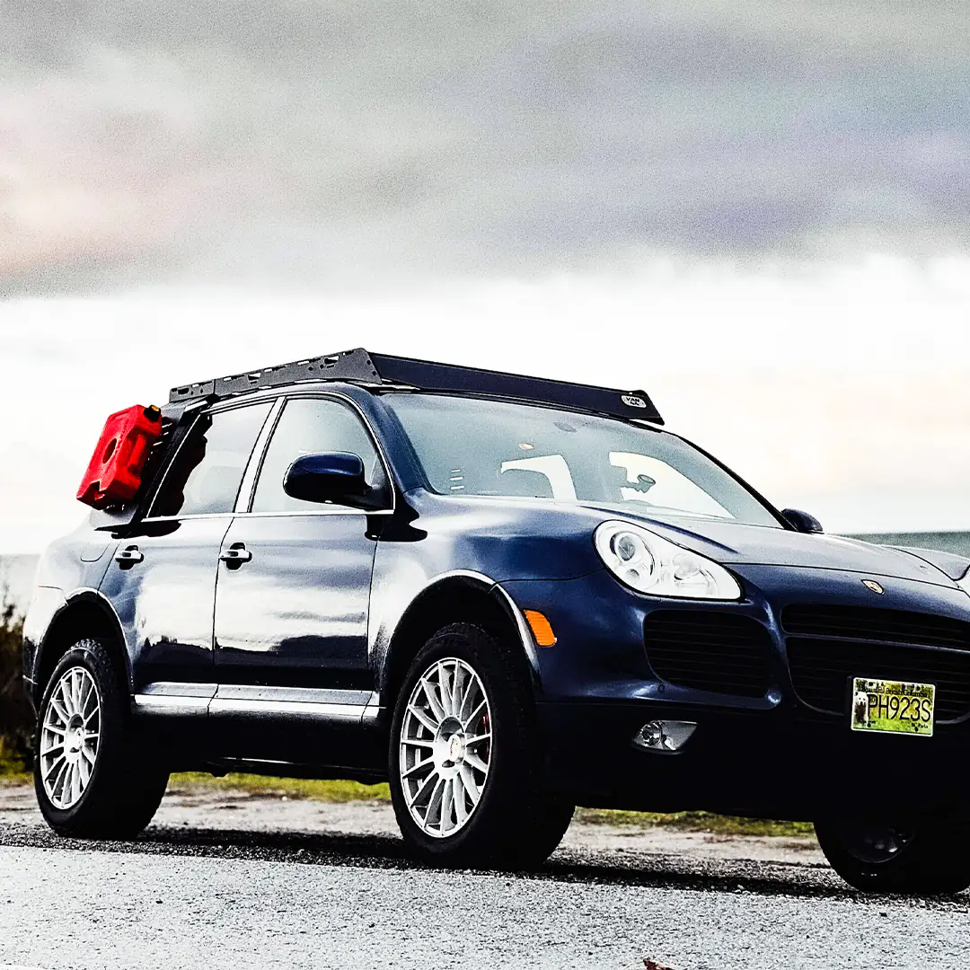 Front view of the Porsche Cayenne roof rack