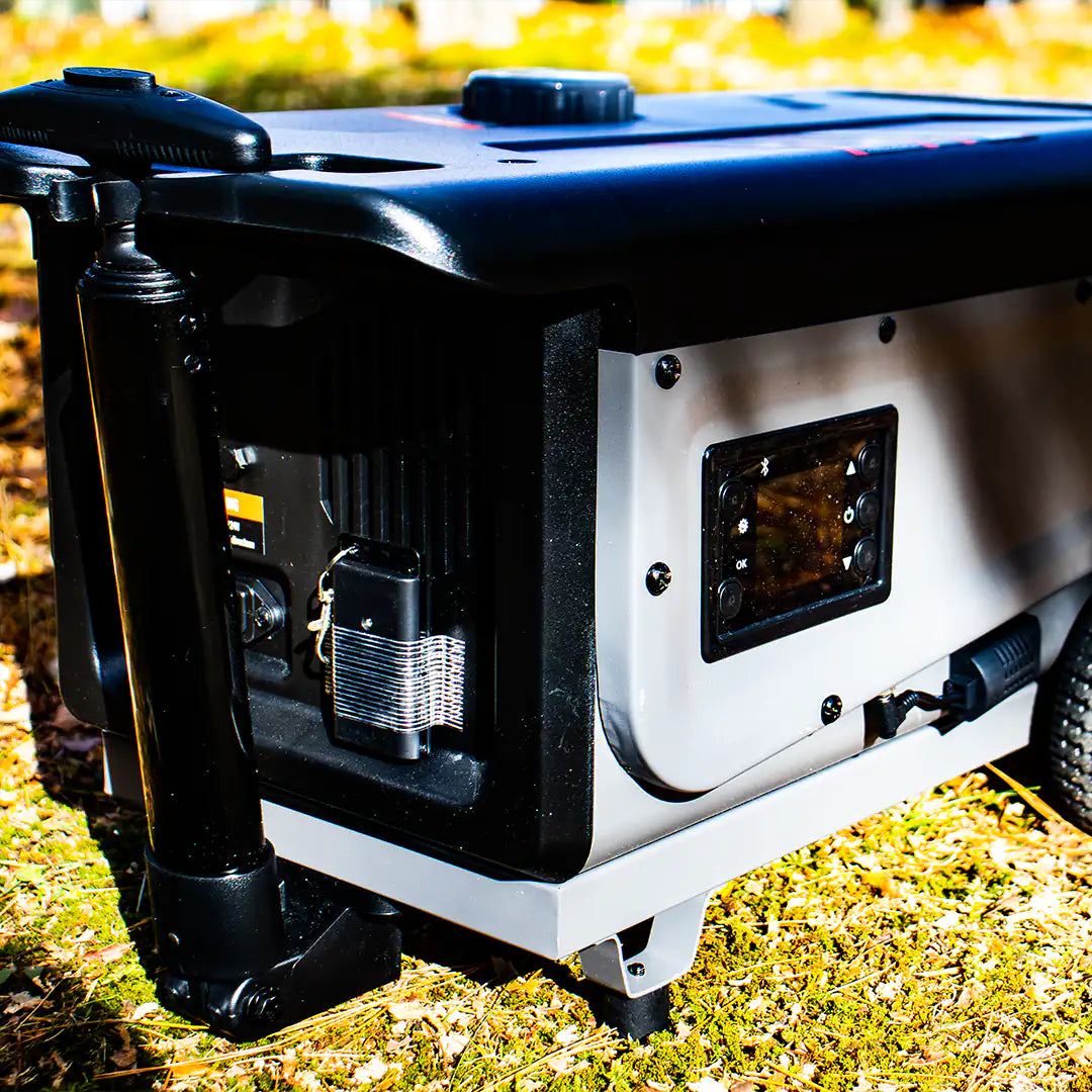 View of the handle and bluetooth controller