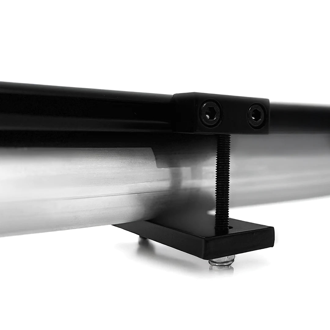 Side view on cross bars