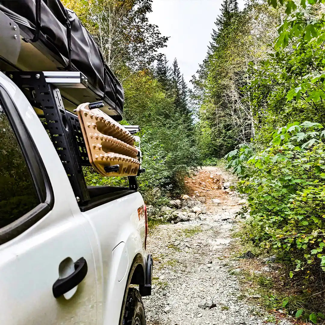 Side view with traction boards