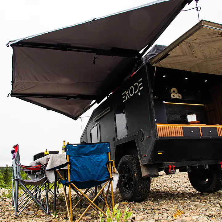 Extreme off road camper trailers